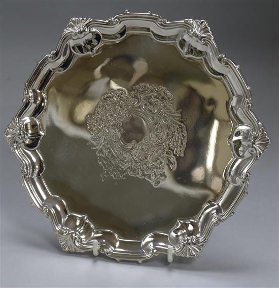 A George V silver salver, William Hutton & Sons, Sheffield, 1911, 10 oz.
